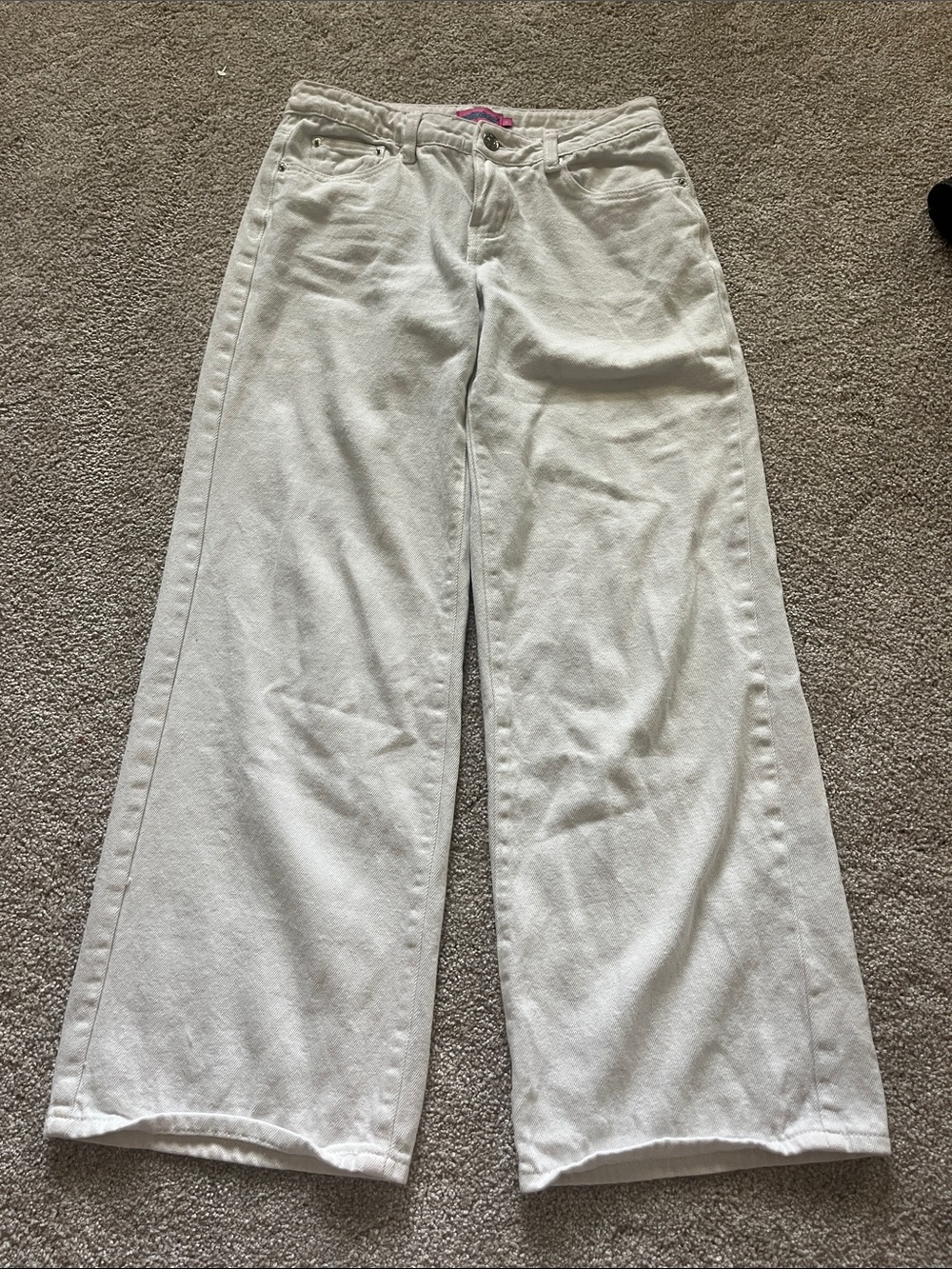 Edikted White Denim Jeans with Pink Logo Patch